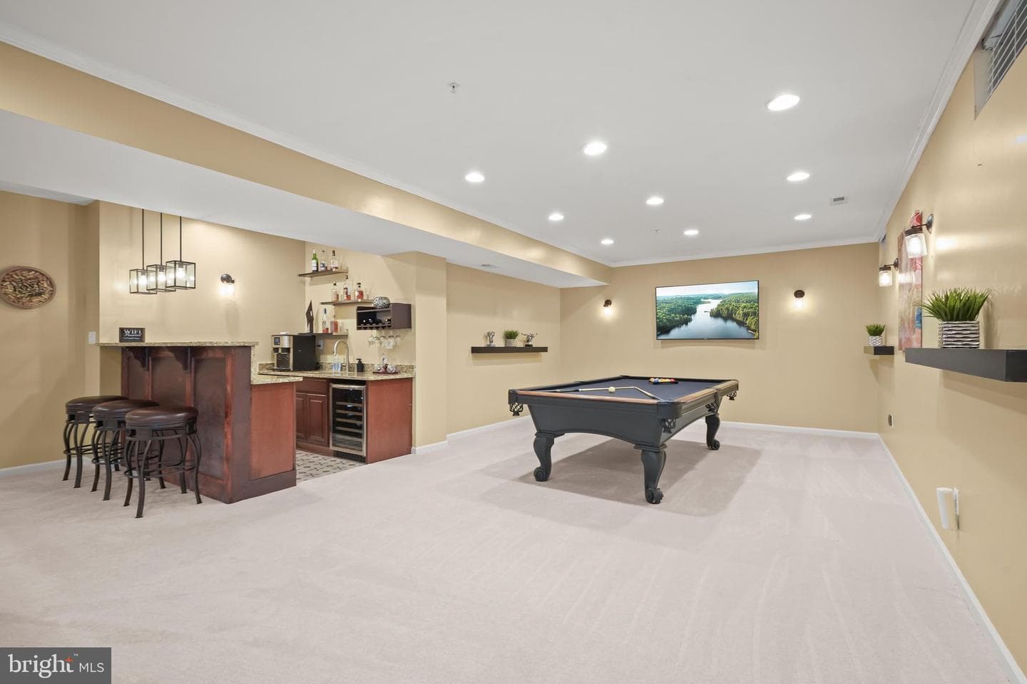207 Bottsford Avenue photo 8