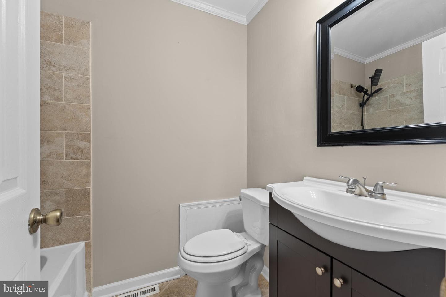 10401 Slocum Court photo 10