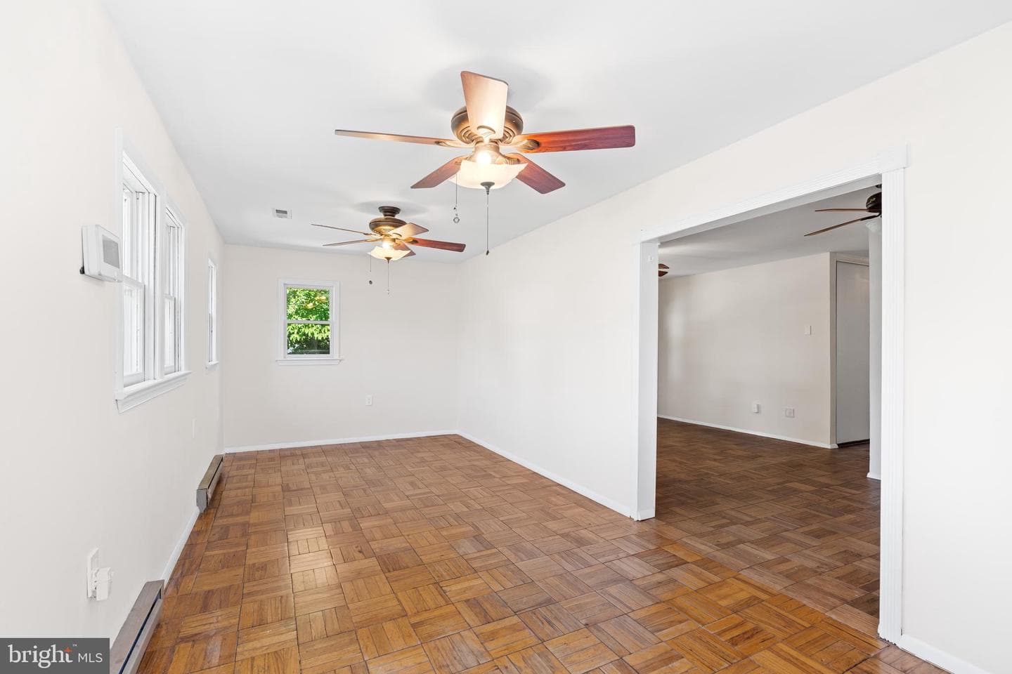 905 Lindsay Road photo 18