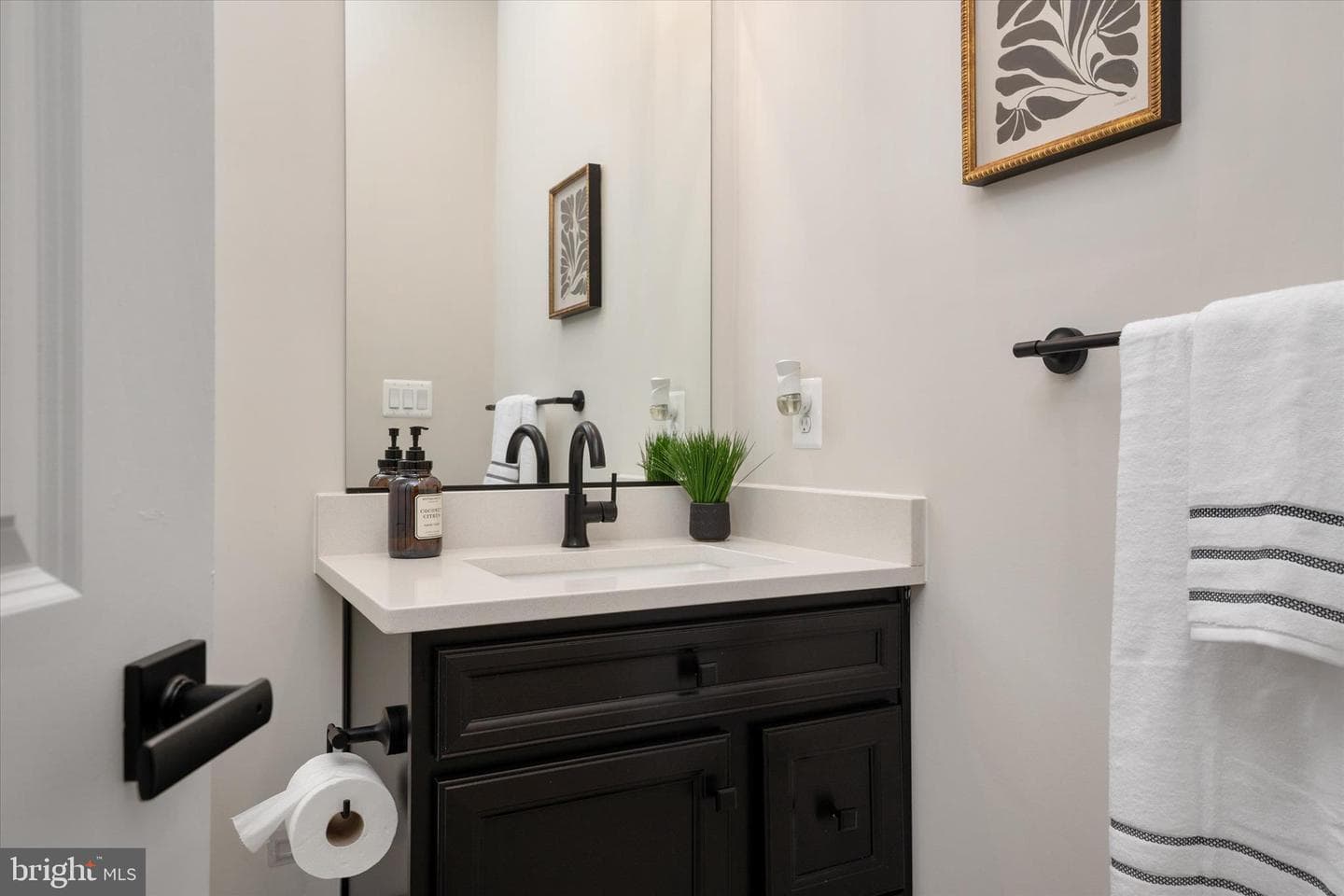 15628 Twin River Cir photo 30