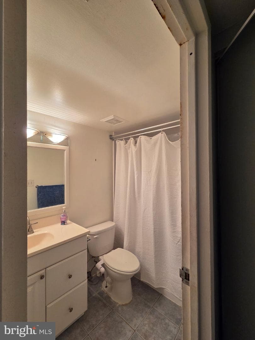 6998 Hanover Parkway #4 photo 9