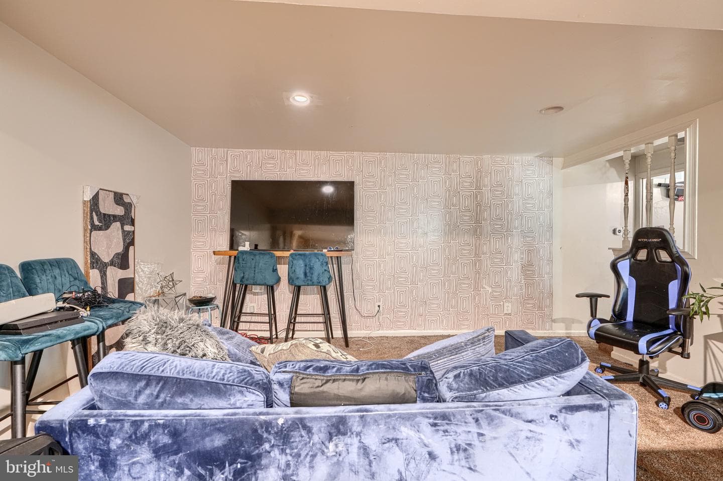1810 Hollydale Road photo 11