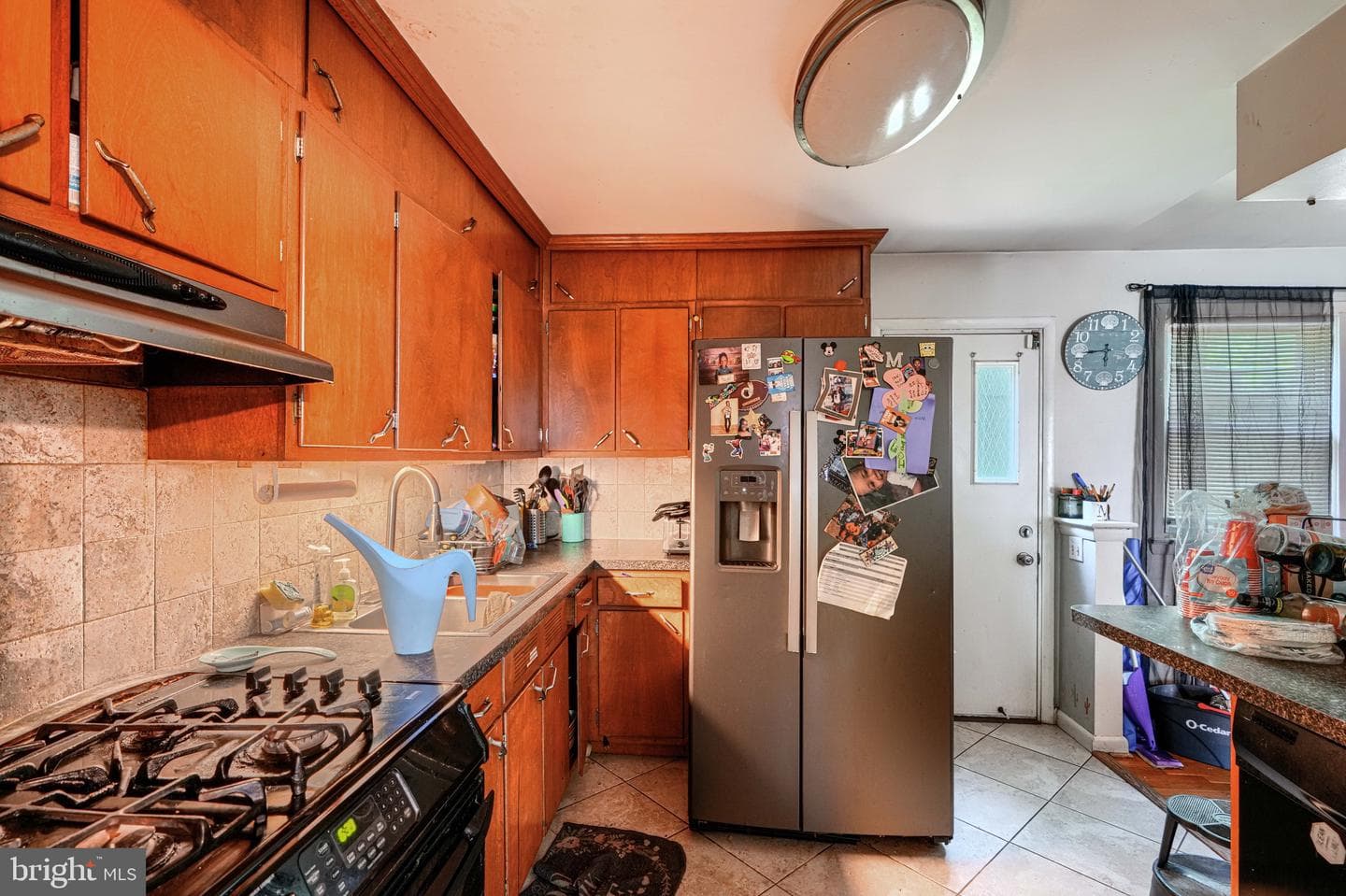 1810 Hollydale Road photo 4