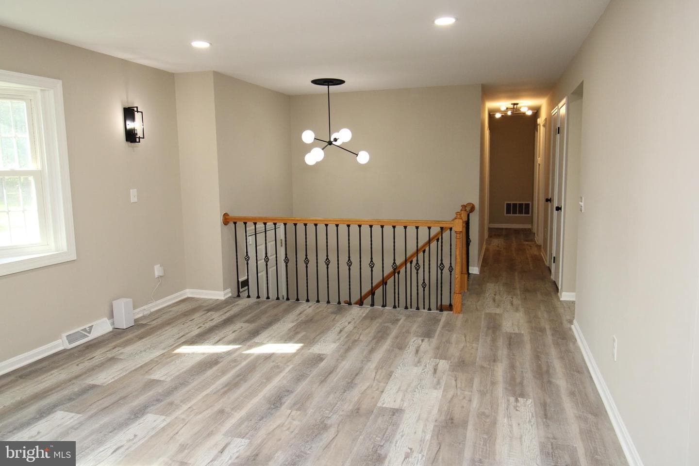 7100 Victoria Place photo 20