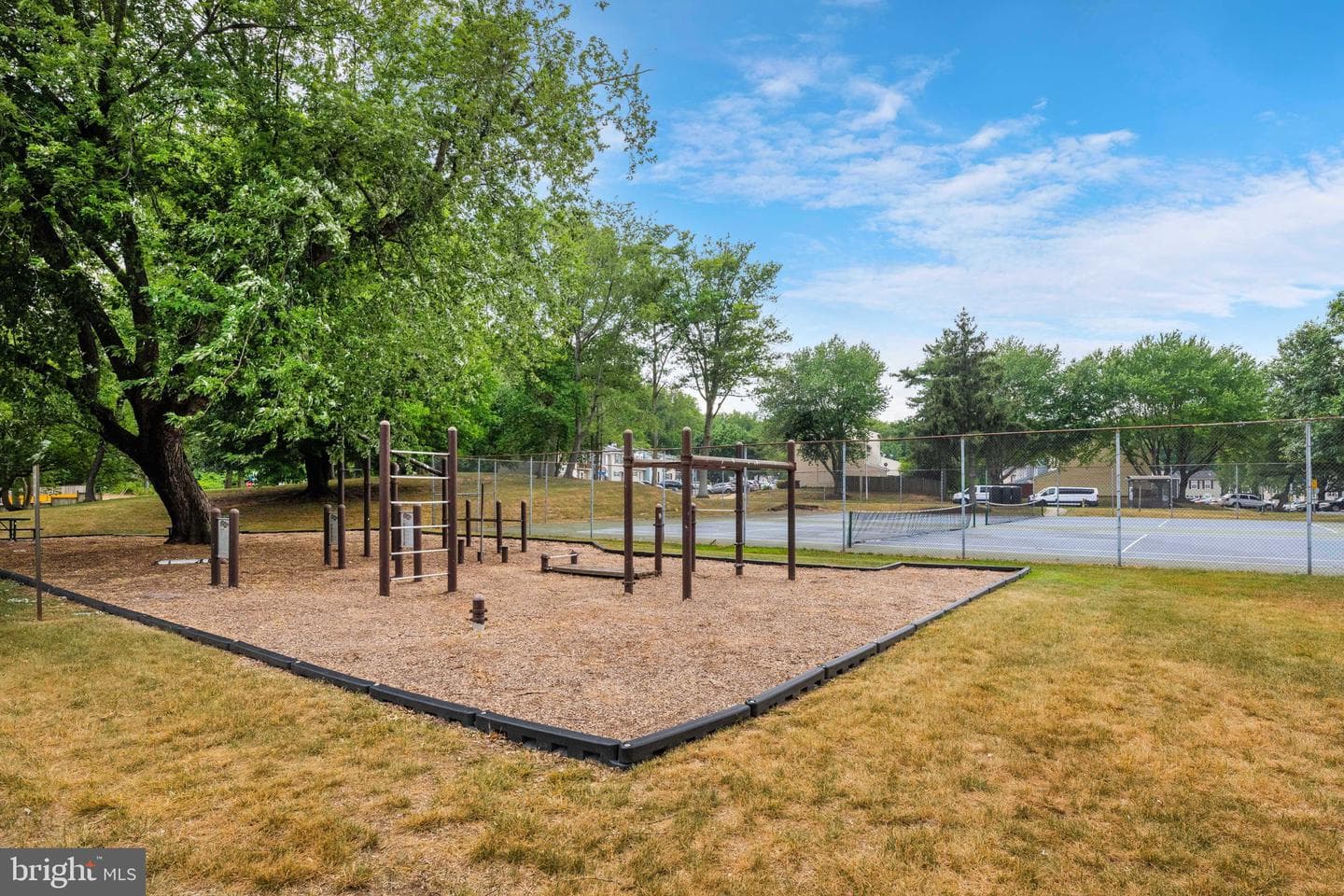 5939 Applegarth Place photo 48