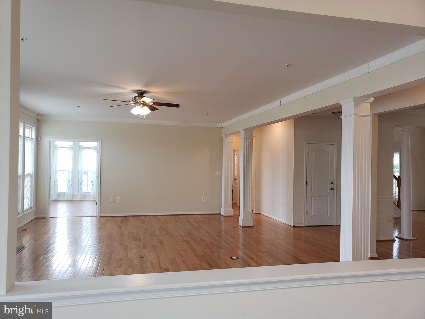 7406 White Plains Lane photo 12