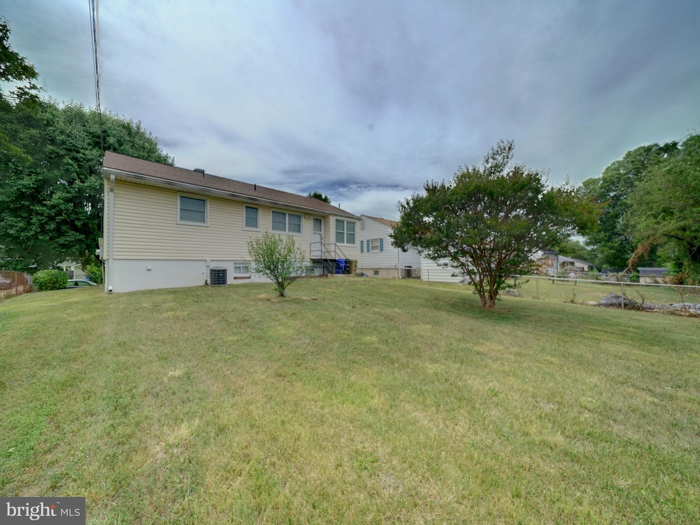 1120 Beall Place photo 5