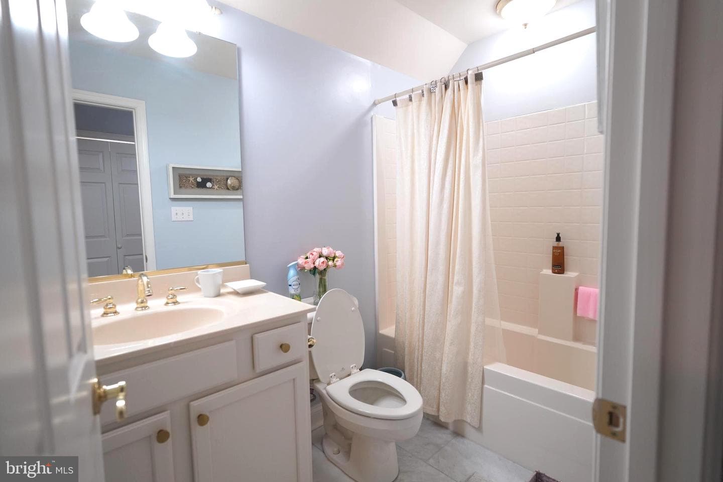 15401 Jamies Way photo 30