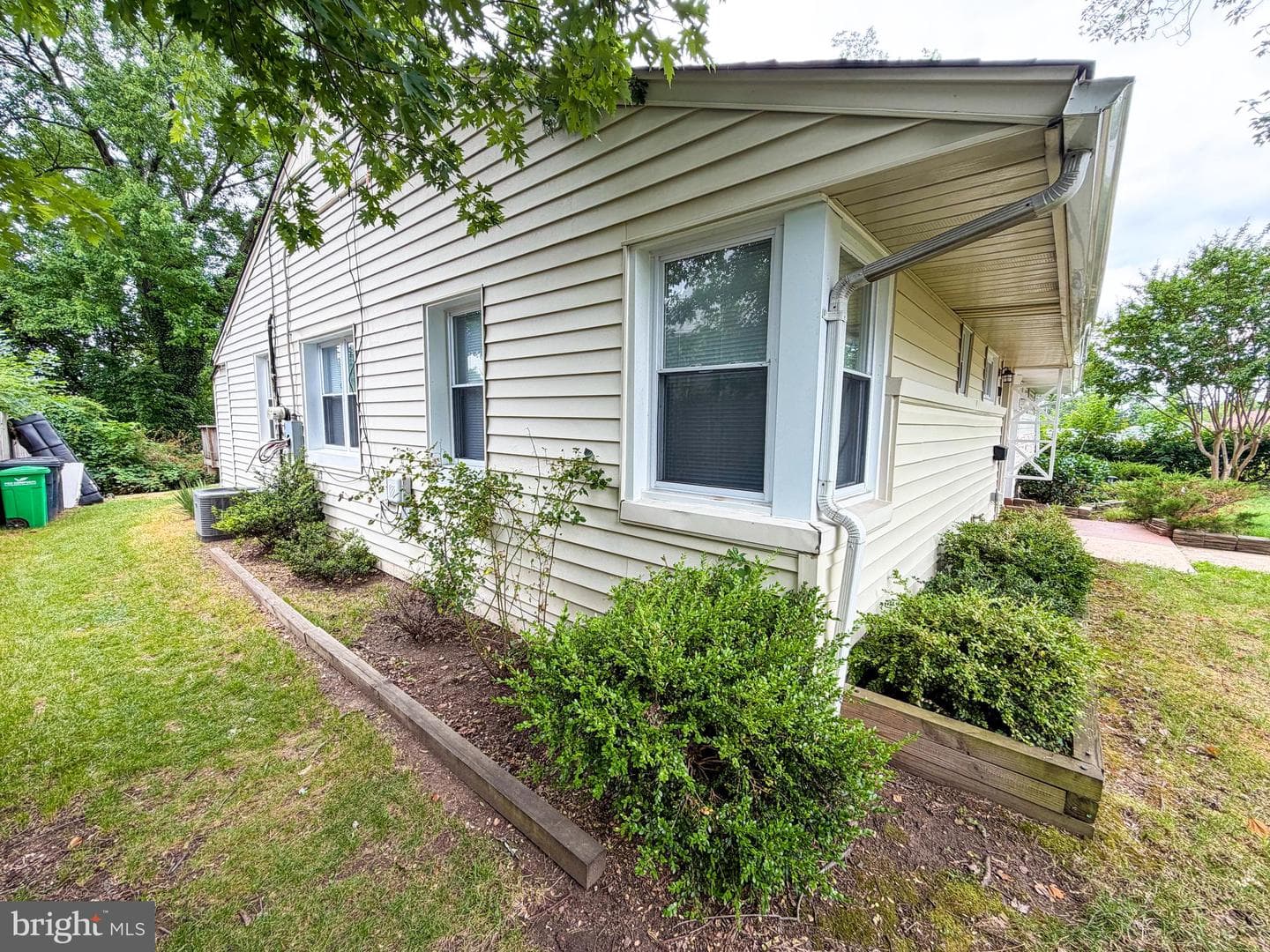 7749 Normandy Road photo 18