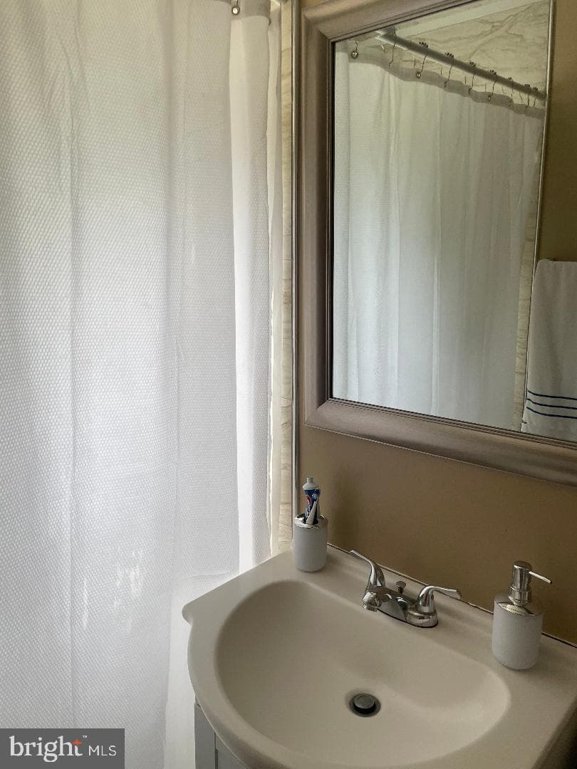 4808 Nicholson St Riverdale Md 20737 photo 13