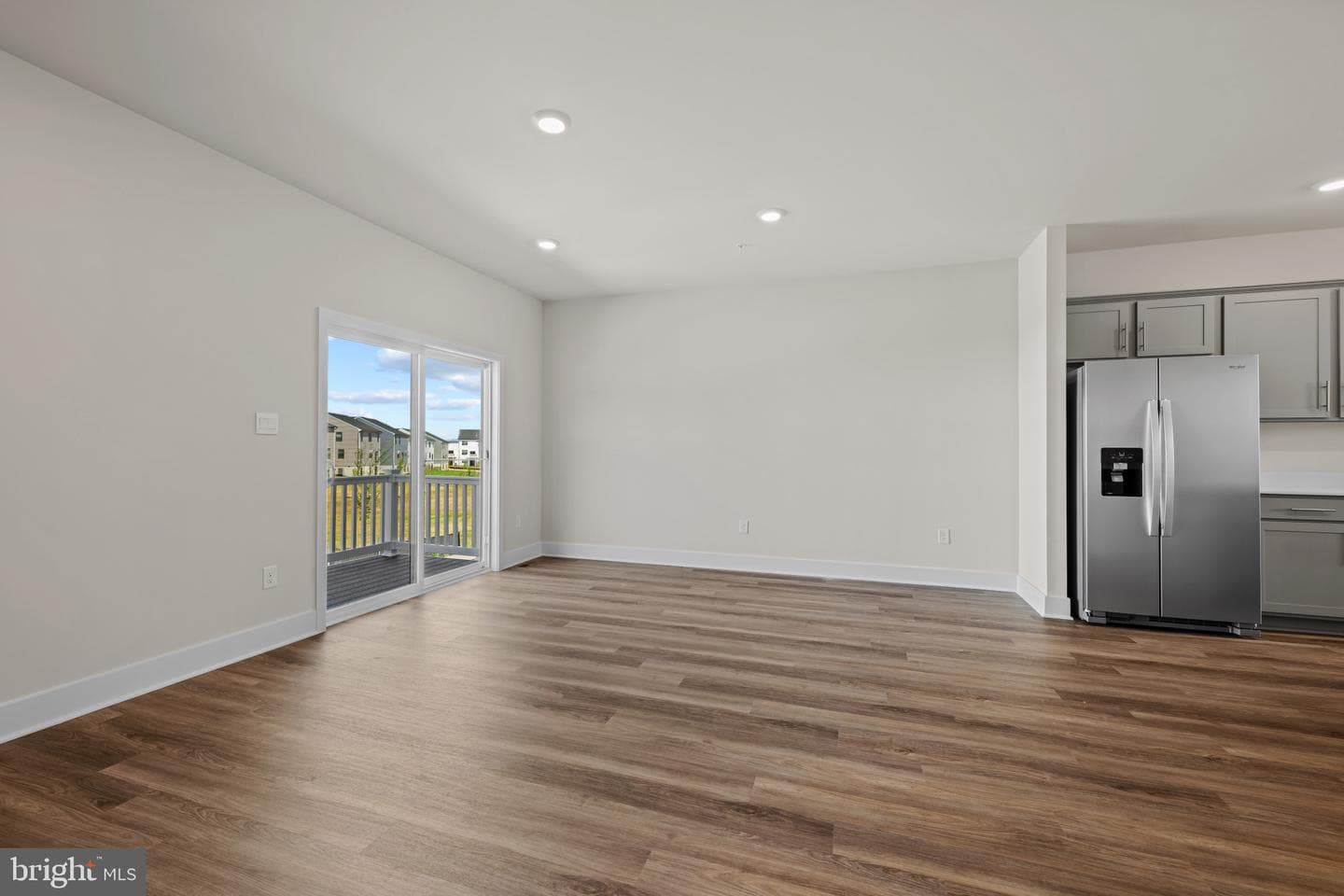 9004 Warendorf Way photo 12