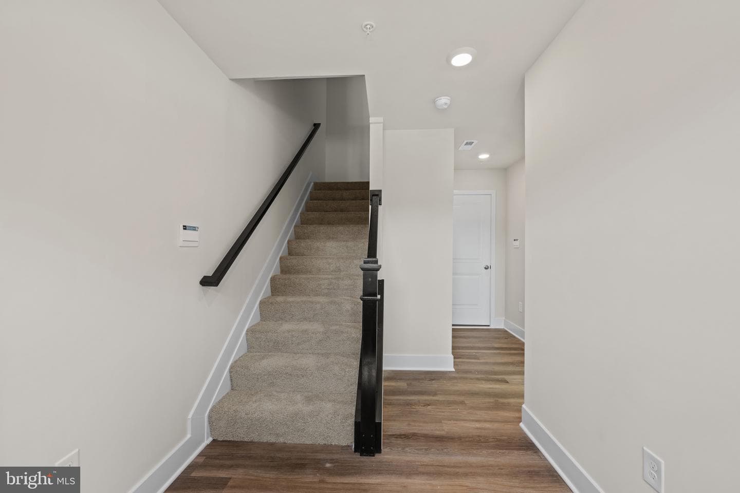 9004 Warendorf Way photo 5