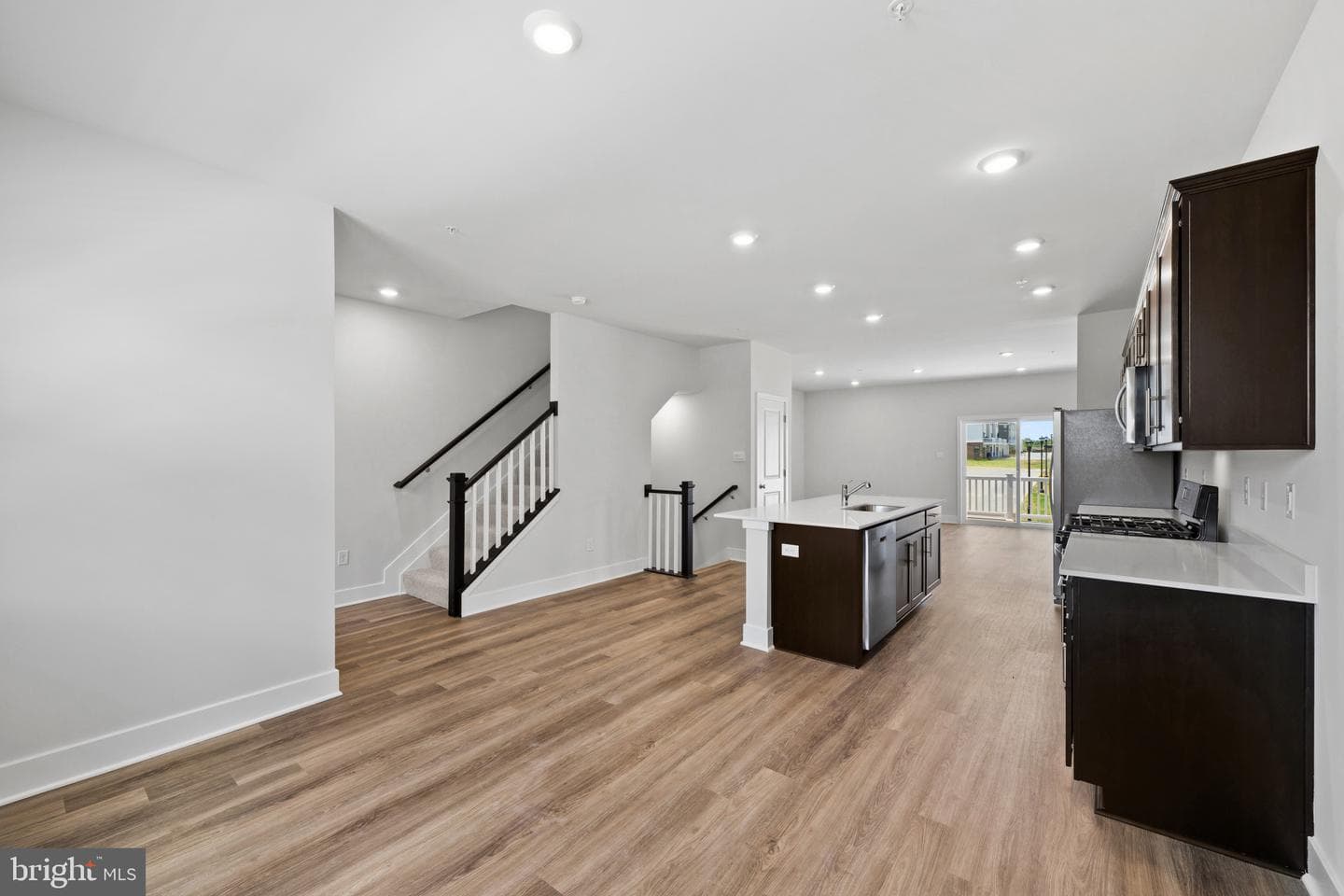 9008 Warendorf Way photo 17