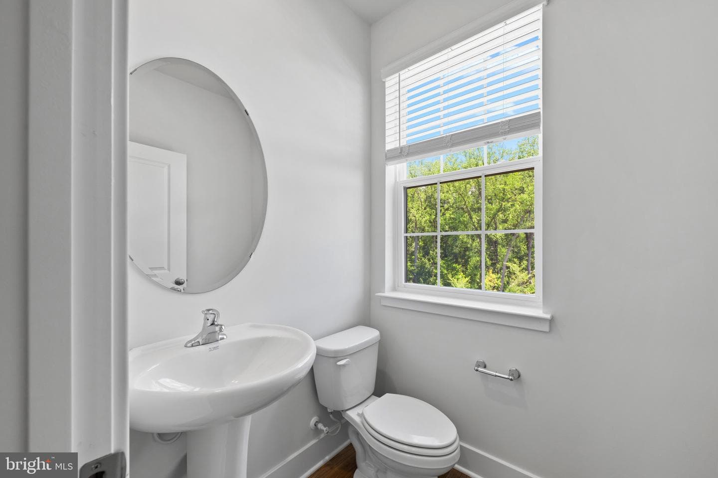 9008 Warendorf Way photo 21
