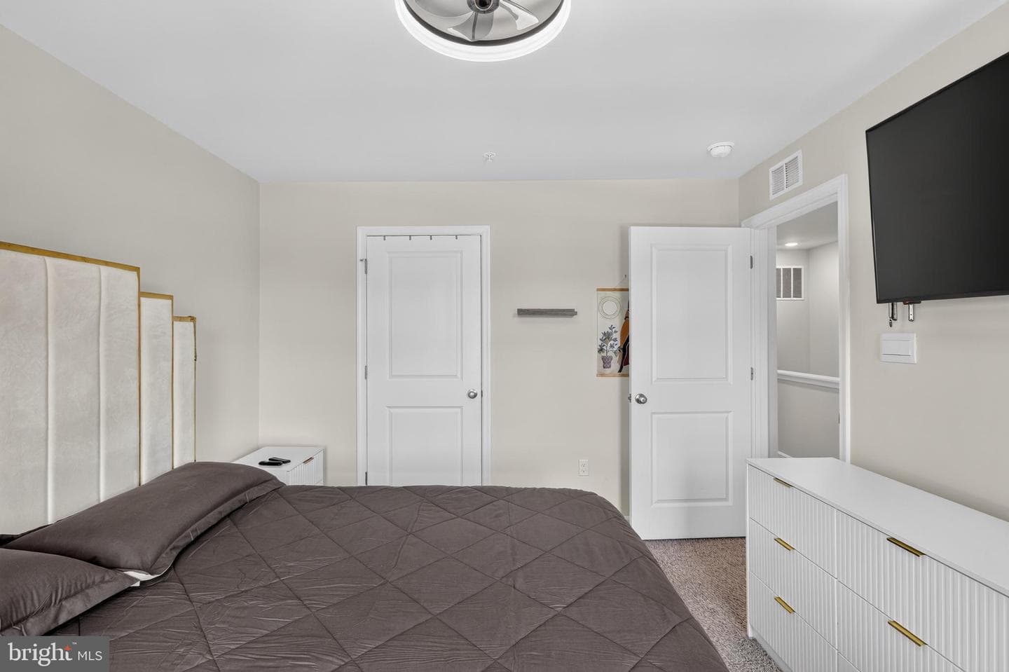 6624 Bullrush Court photo 16