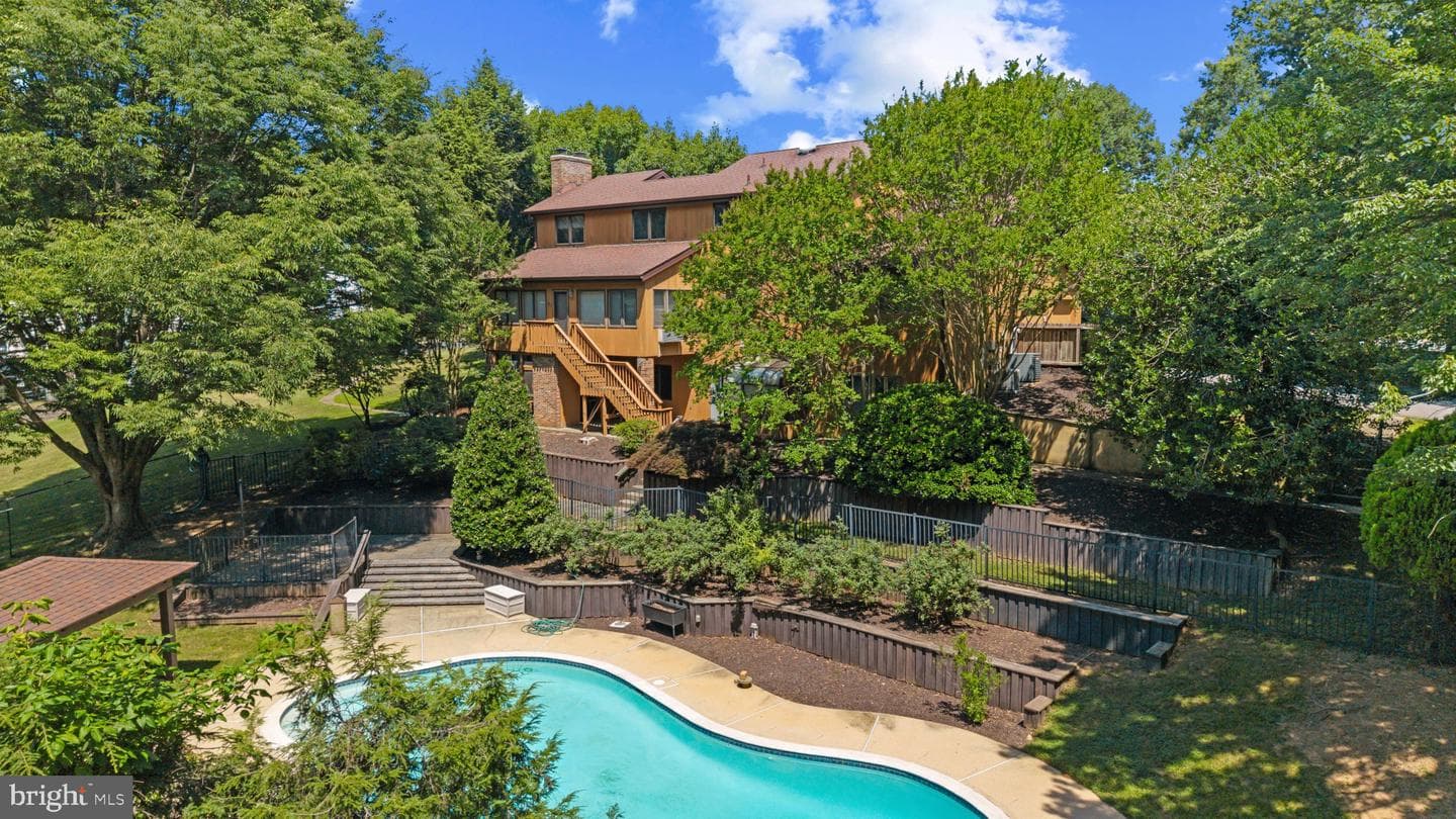 7517 Brooklyn Bridge Road photo 36