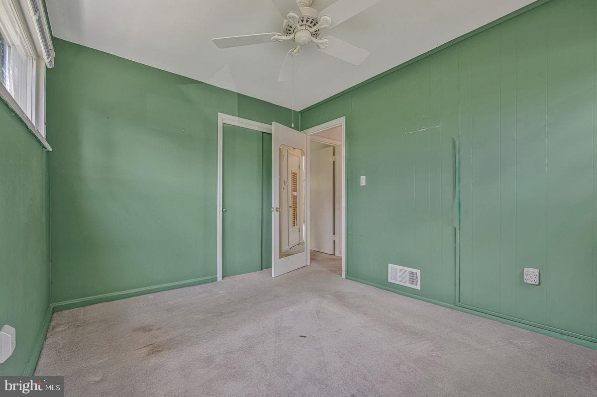 9410 Sheridan Street photo 20