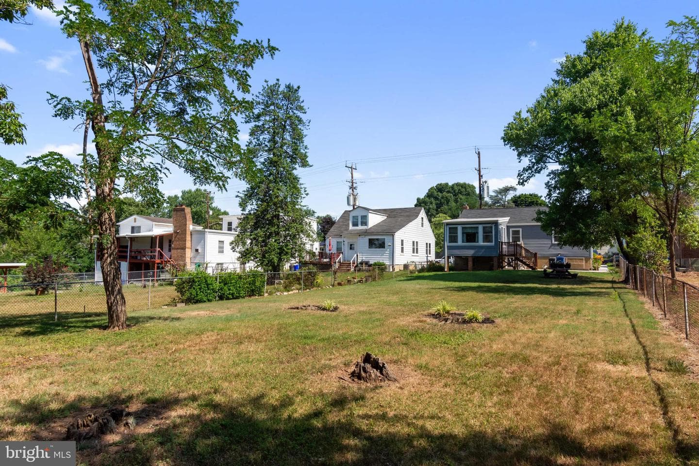 6011 Berwyn Road photo 7