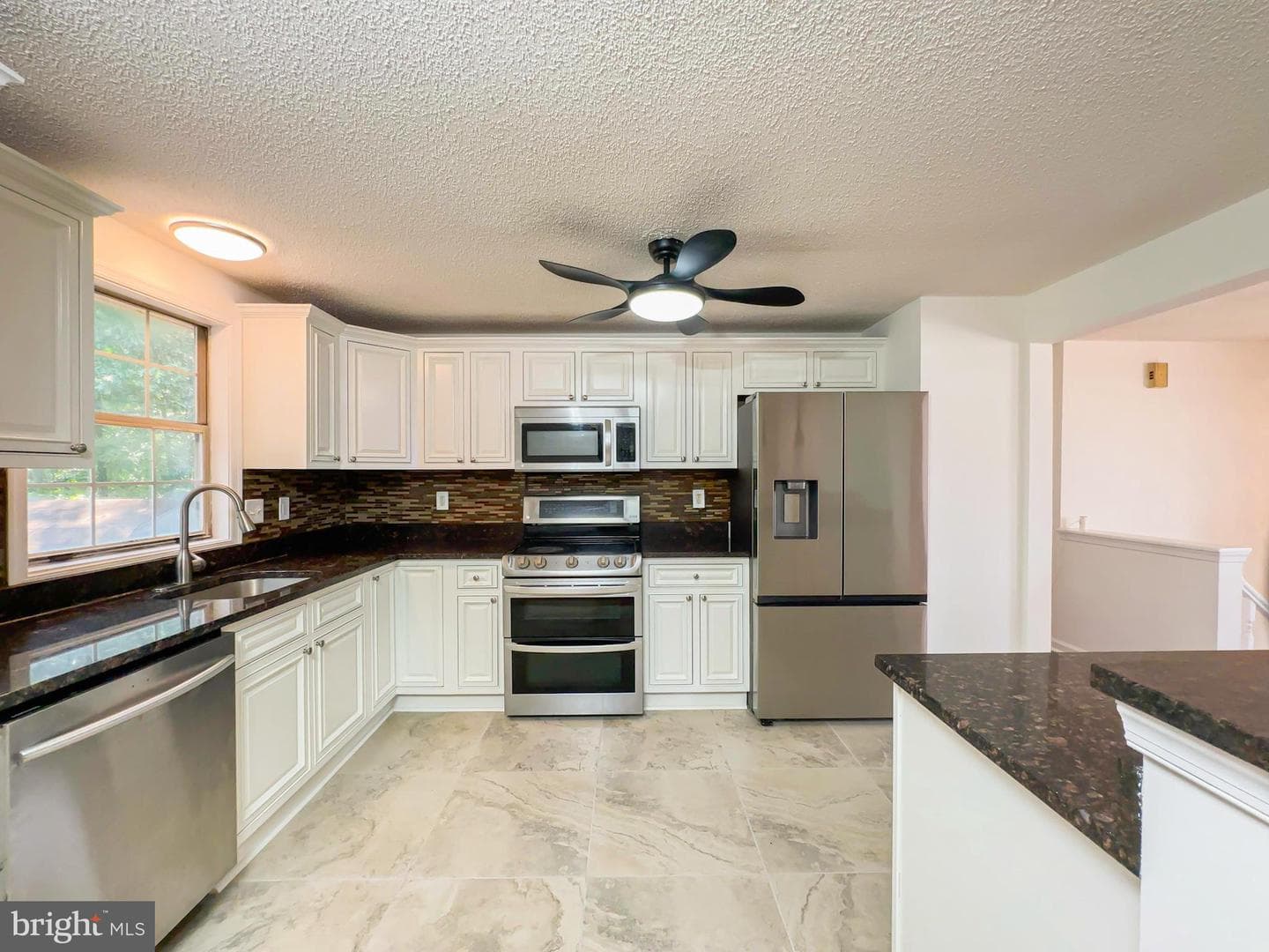 3806 Cricket Avenue photo 4