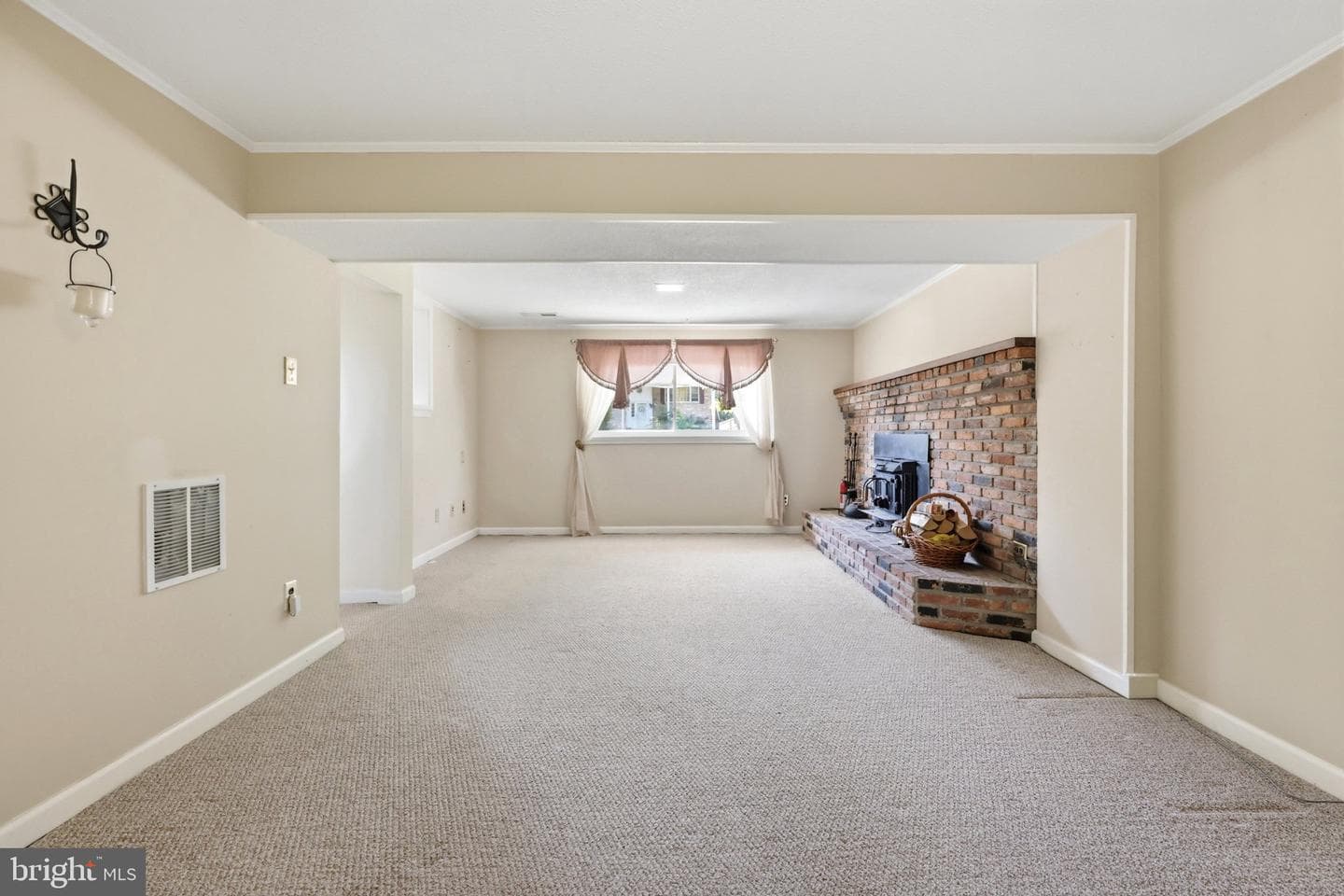 13015 Chalfont Avenue photo 35