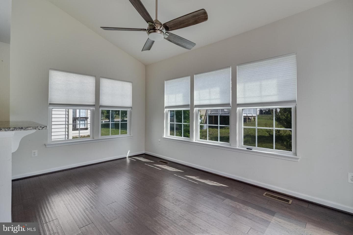 3002 Winterbourne Drive photo 46
