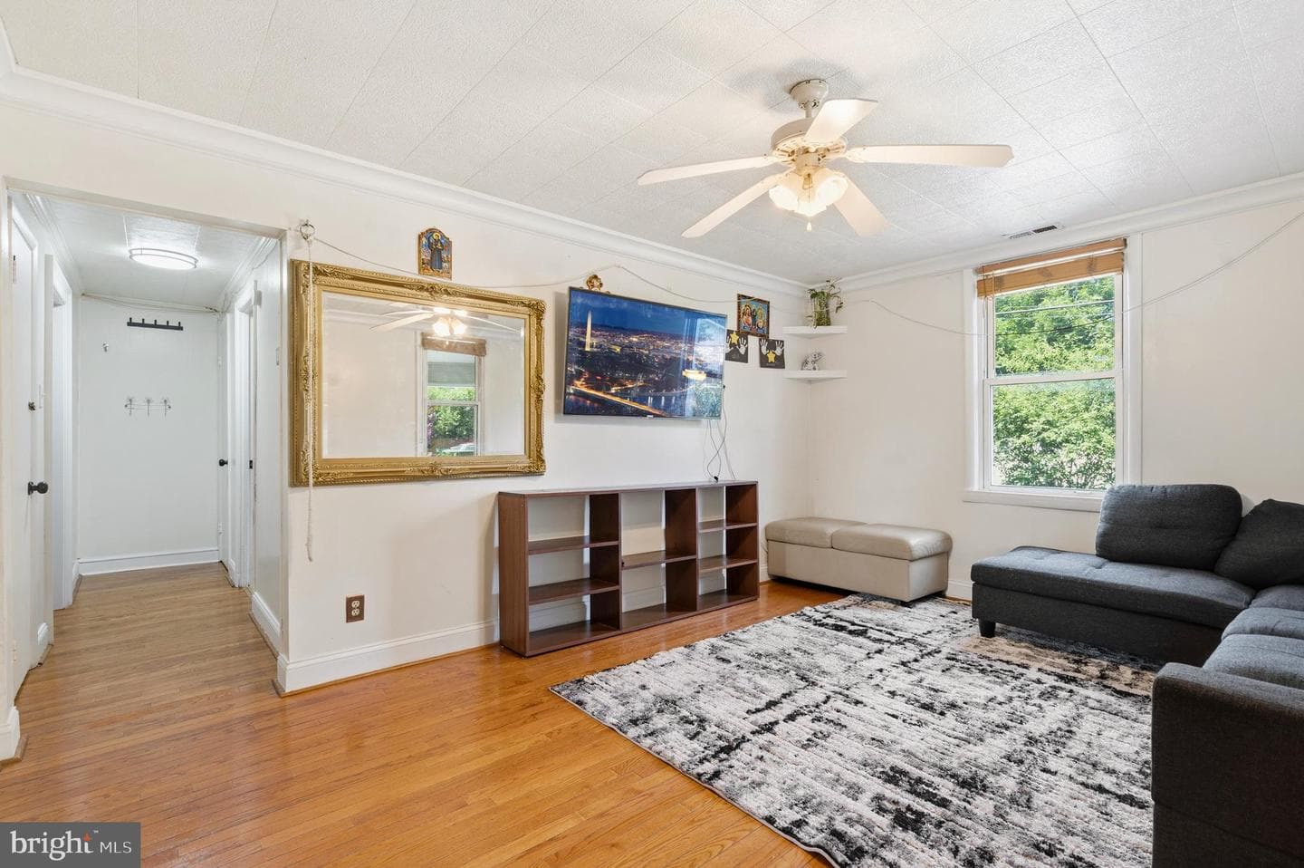 5113 Crittenden Street photo 7
