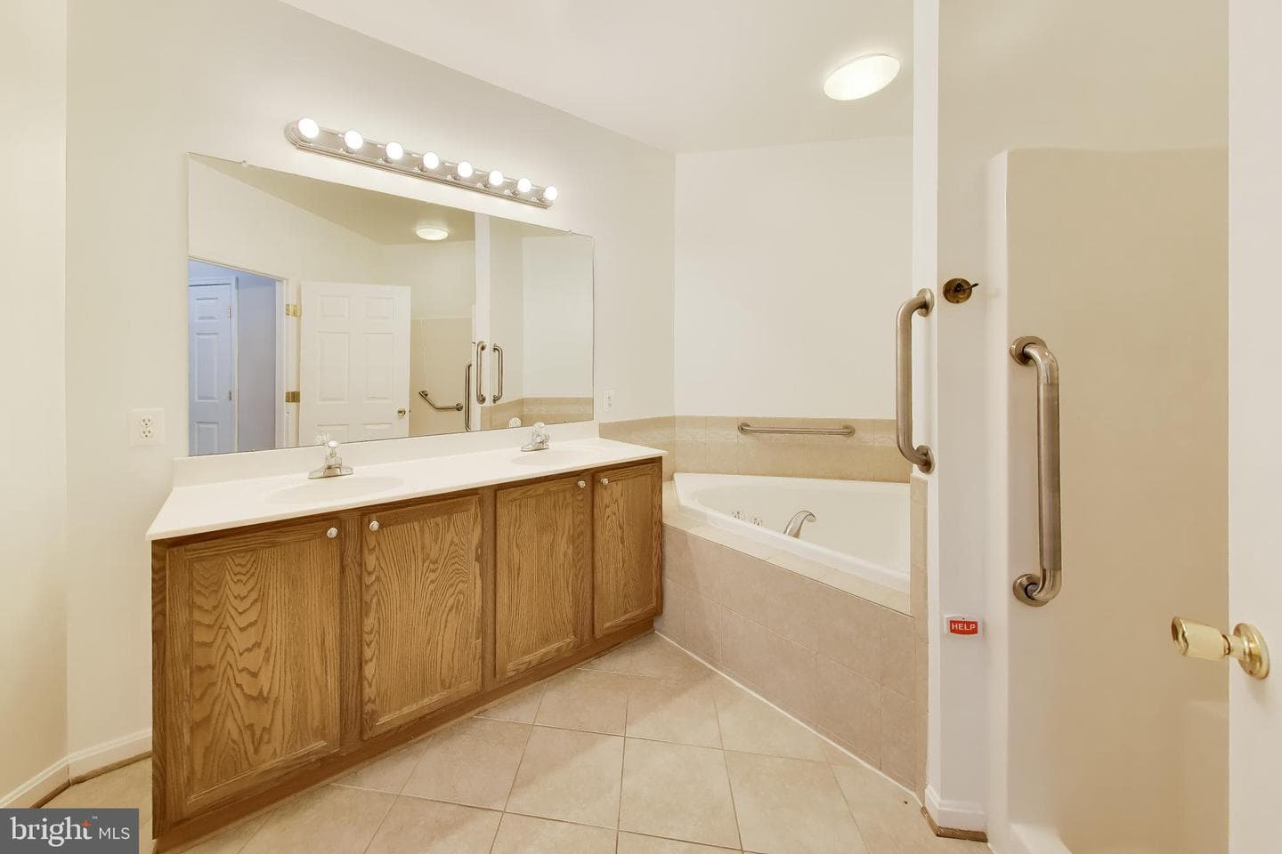 13851 Belle Chasse Boulevard #213 photo 26