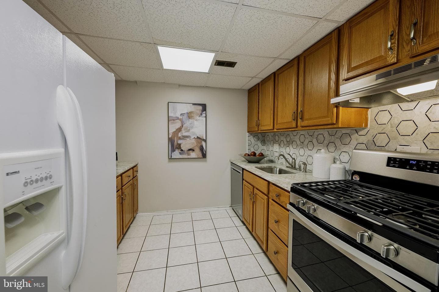 7950 Lakecrest Drive photo 16