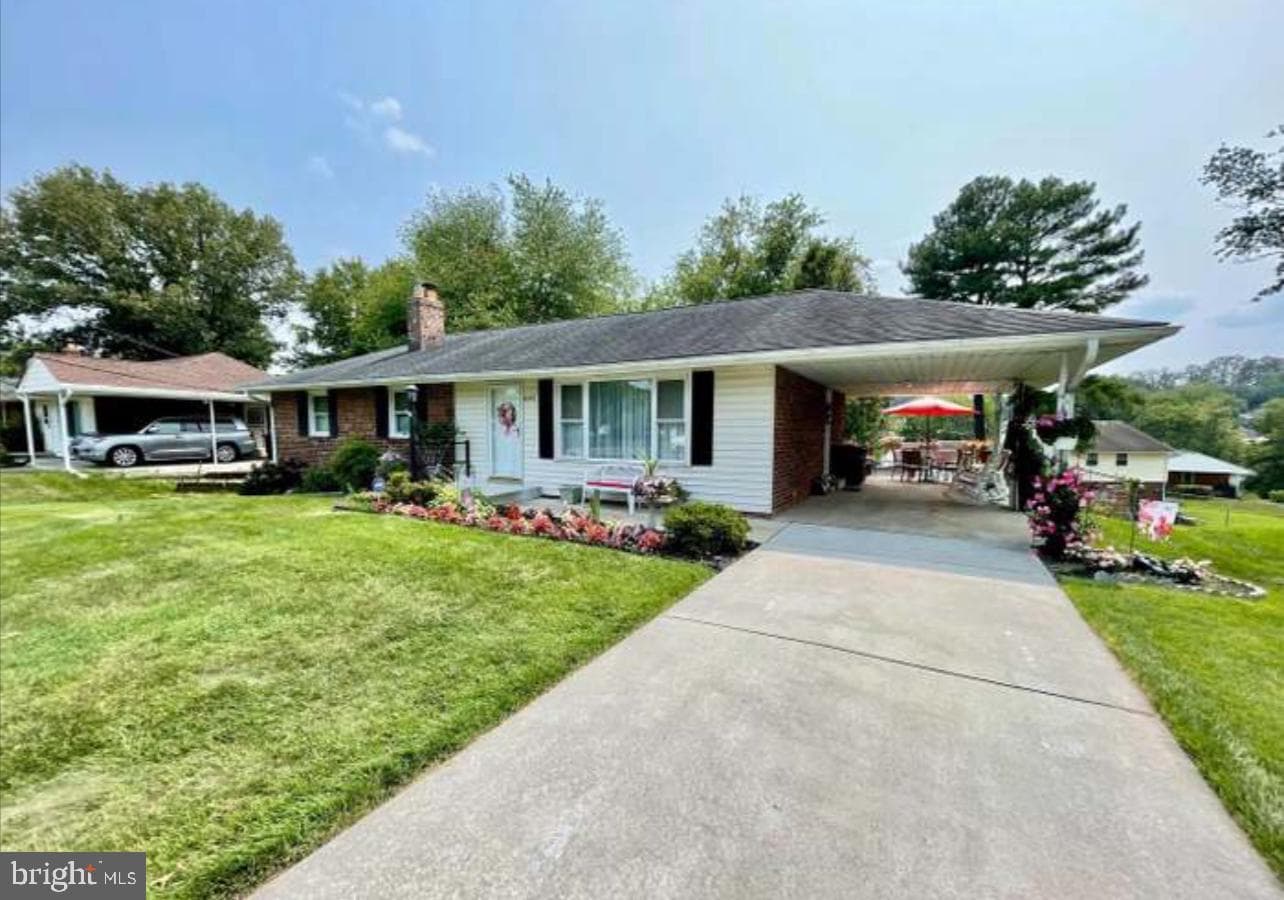 4305 Briggs Chaney Road photo 3