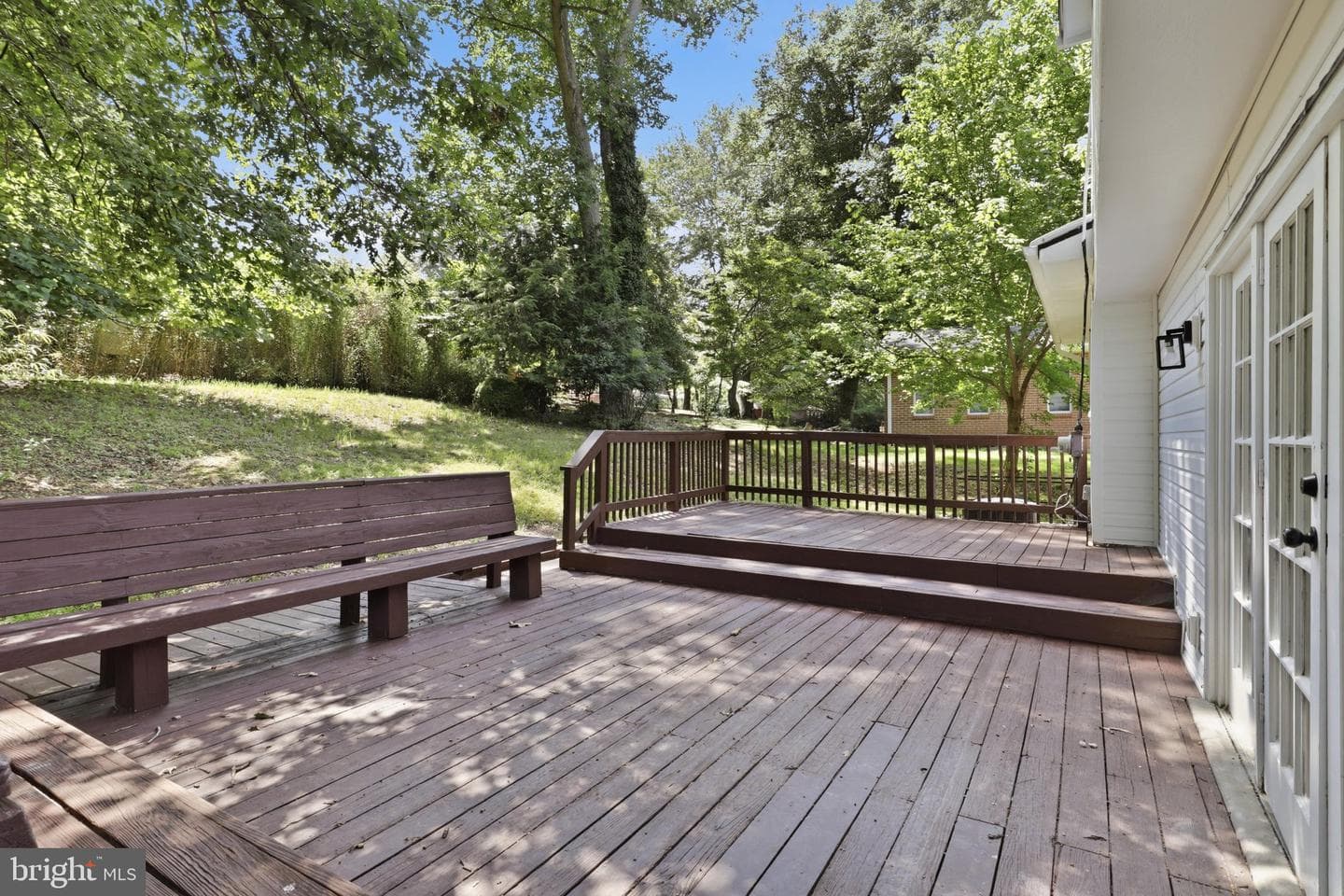 716 Calvert Lane photo 33