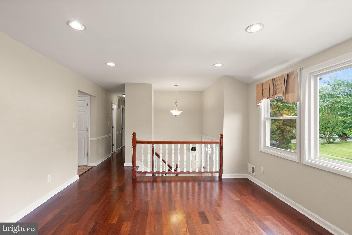 8114 Turner Street photo 11