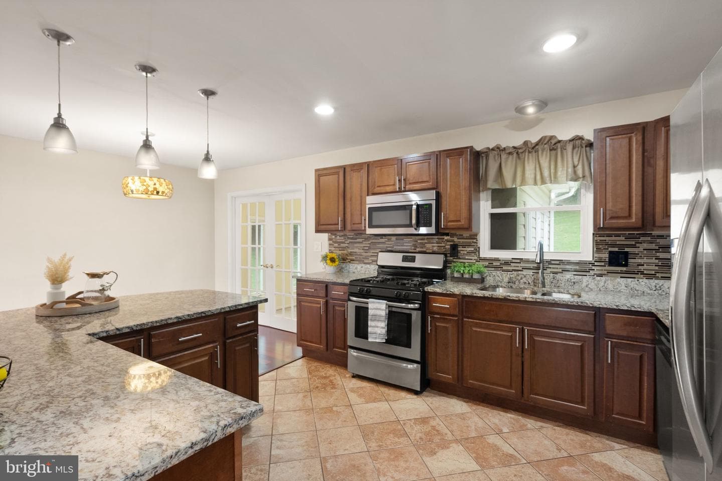 8114 Turner Street photo 18