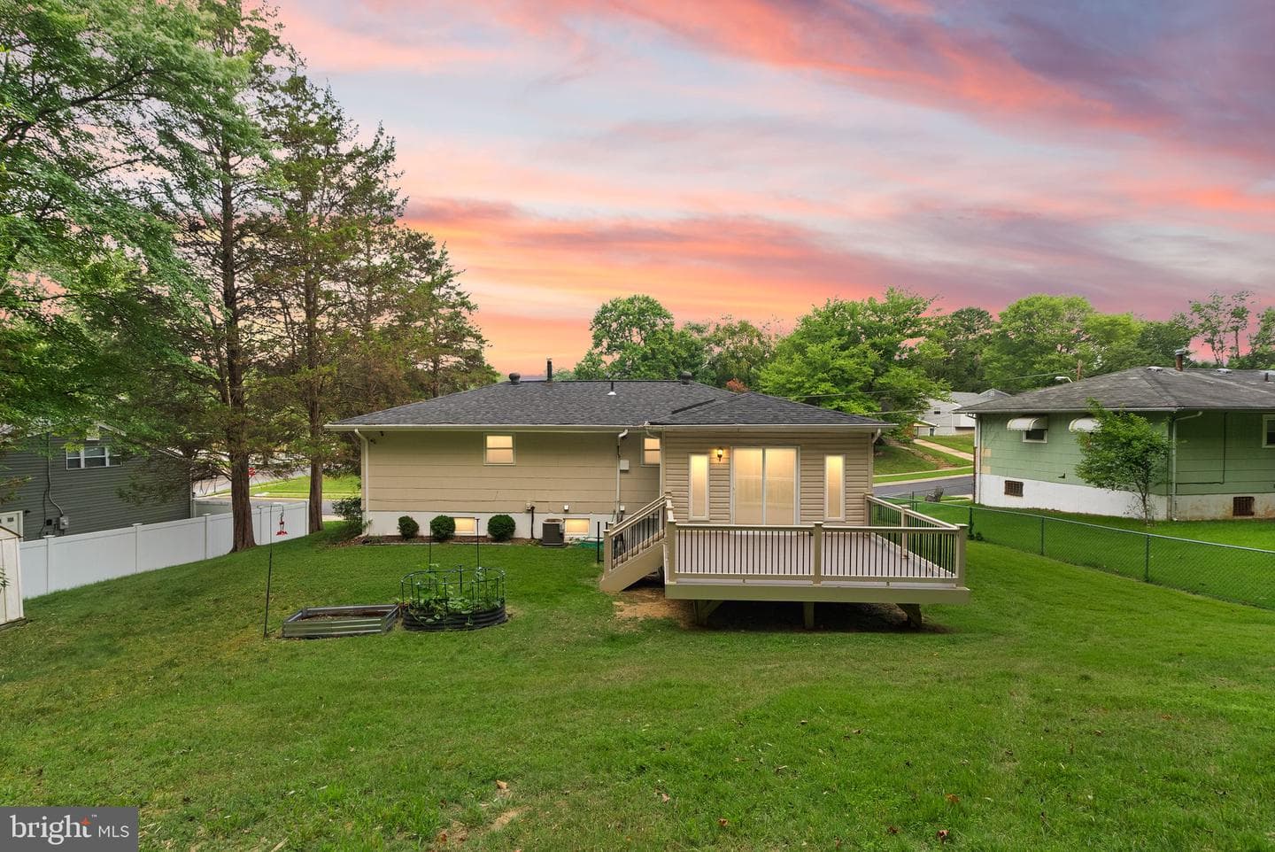 8114 Turner Street photo 3