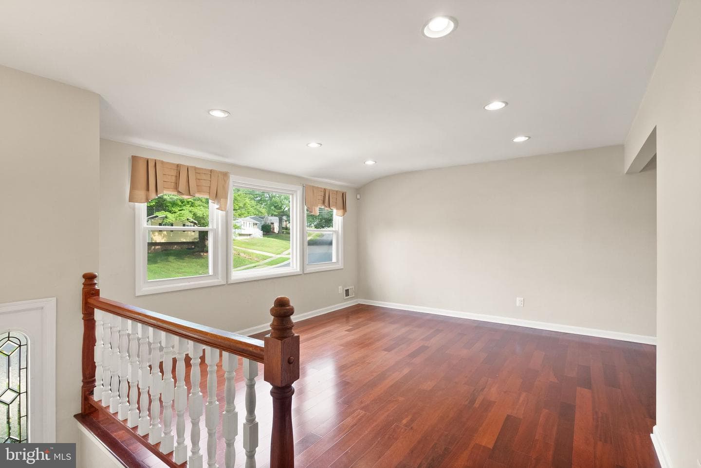 8114 Turner Street photo 6