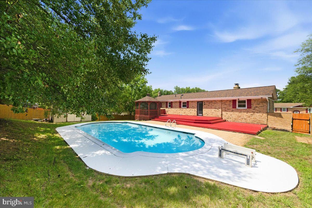 5804 Spell Road photo 11