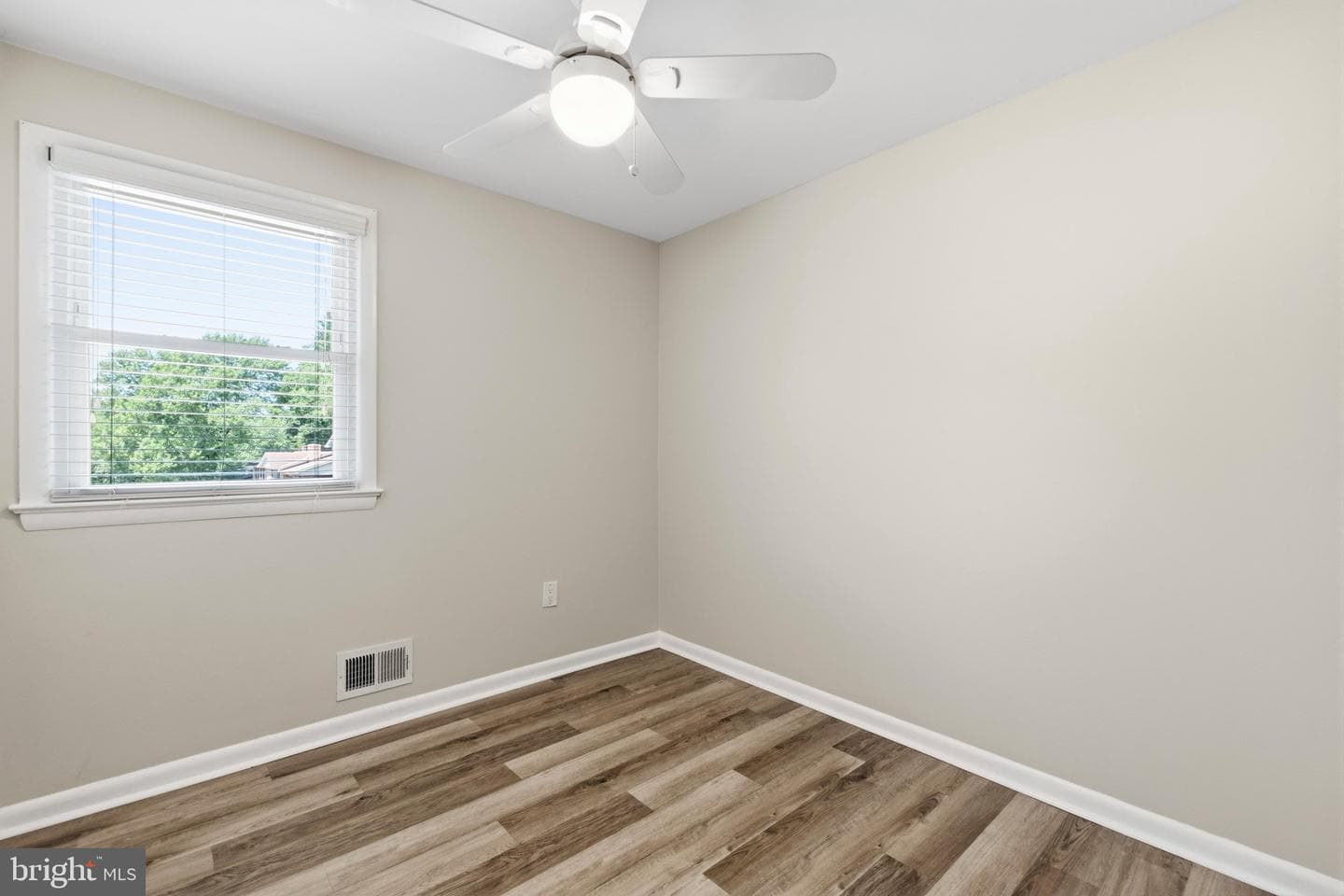 5804 Spell Road photo 38