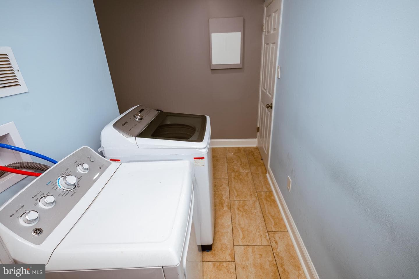 4413 Lakeview Drive photo 38
