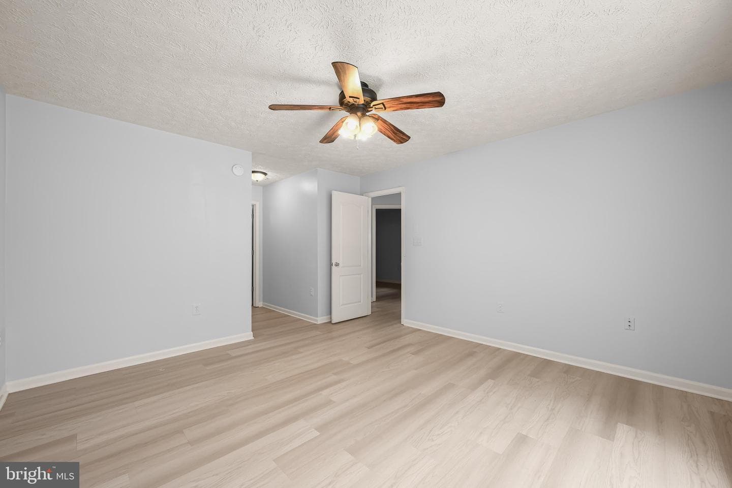 15604 Everglade Lane #5-203 photo 14