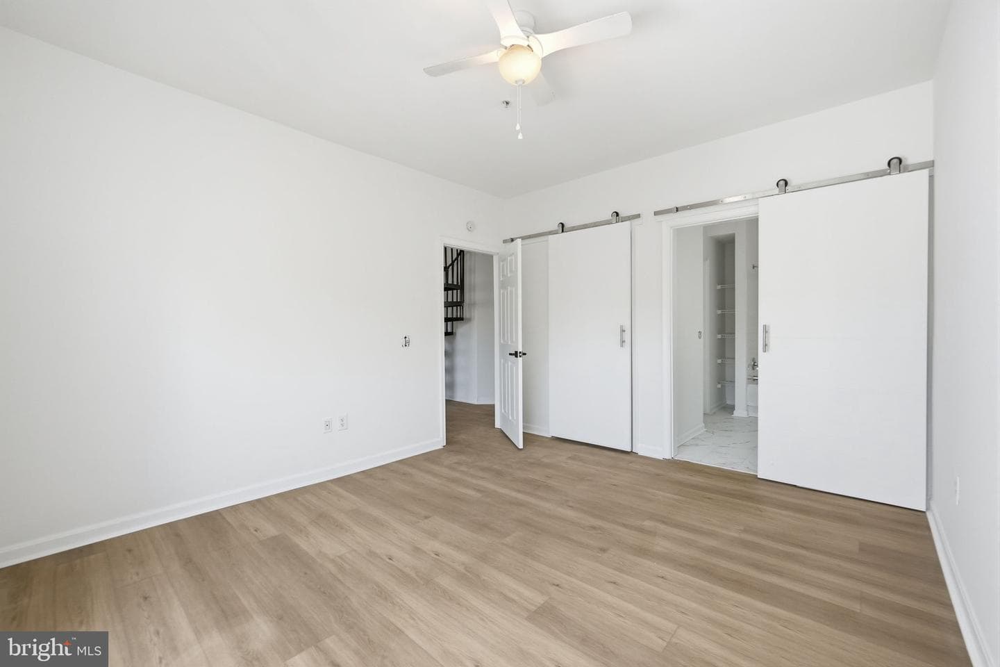 15620 Everglade Lane #401 photo 21