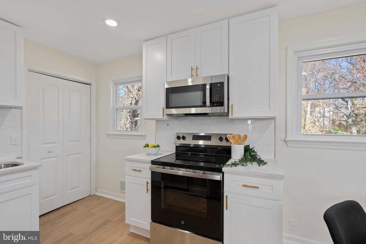 5438 Odell Road photo 13