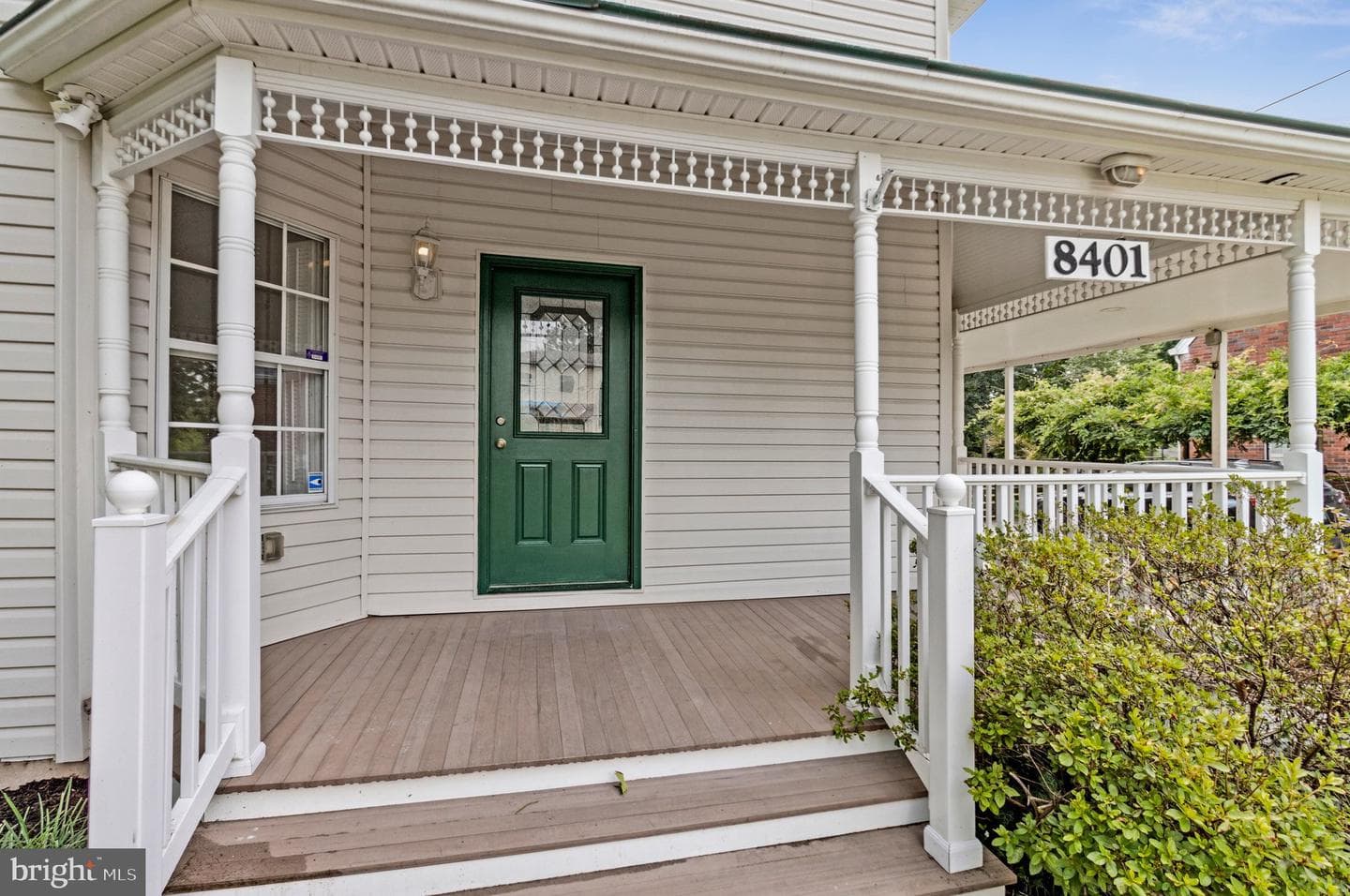 8401 Potomac Avenue photo 4