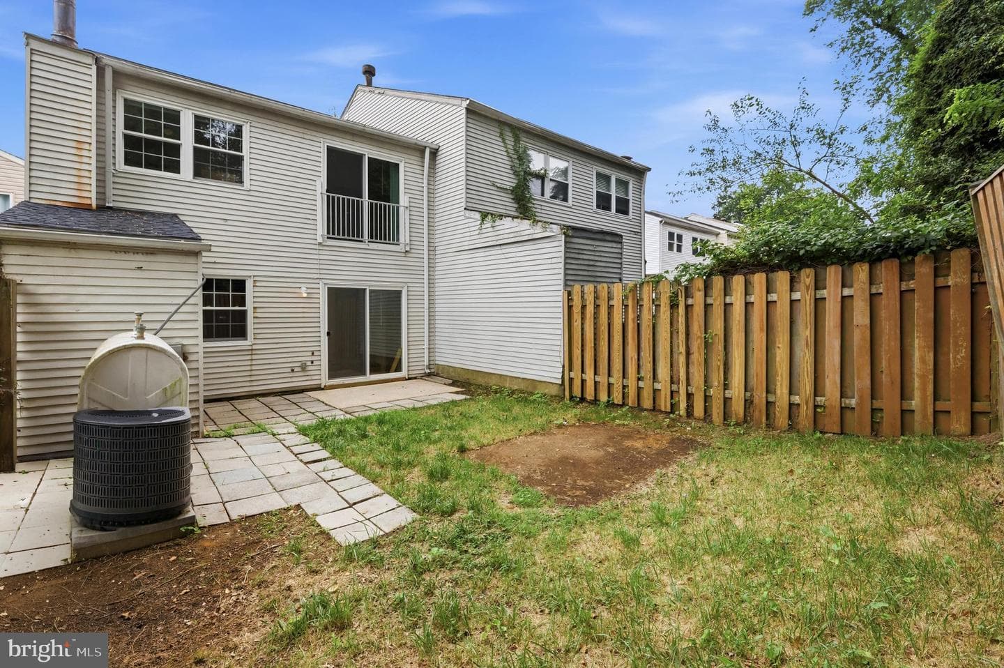 542 Peacock Drive photo 32