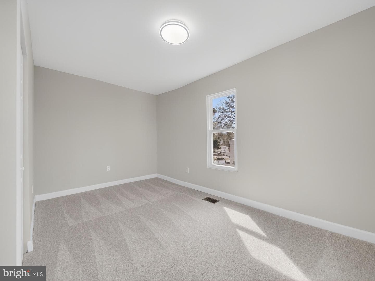 5919 Addison Road photo 22