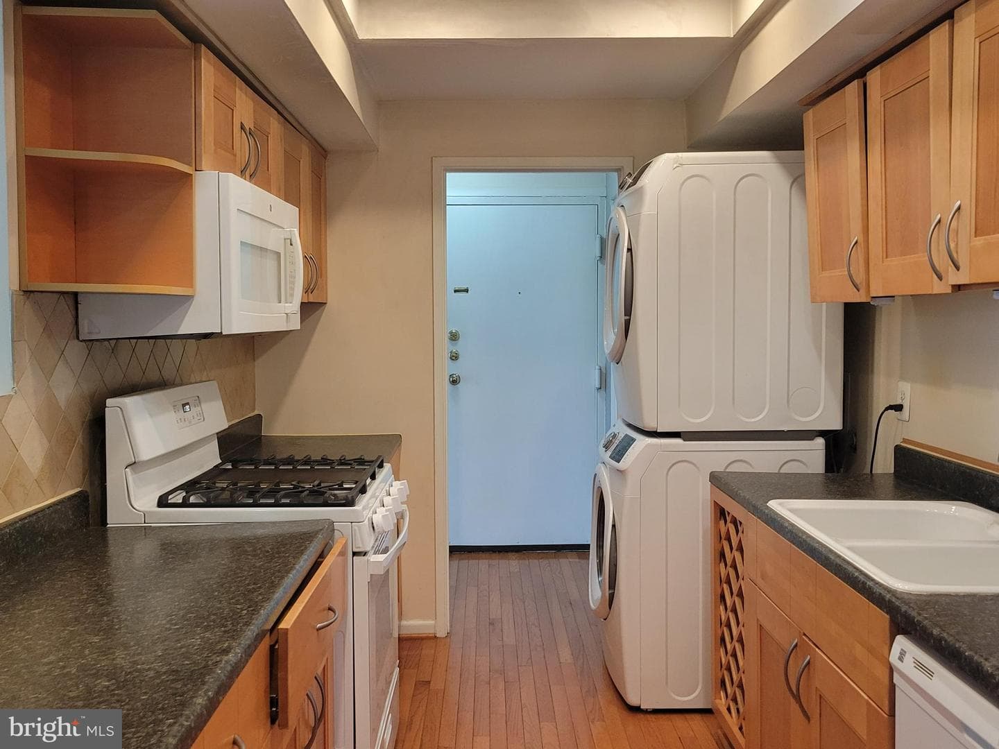 10239 Prince Place #26-104 photo 7