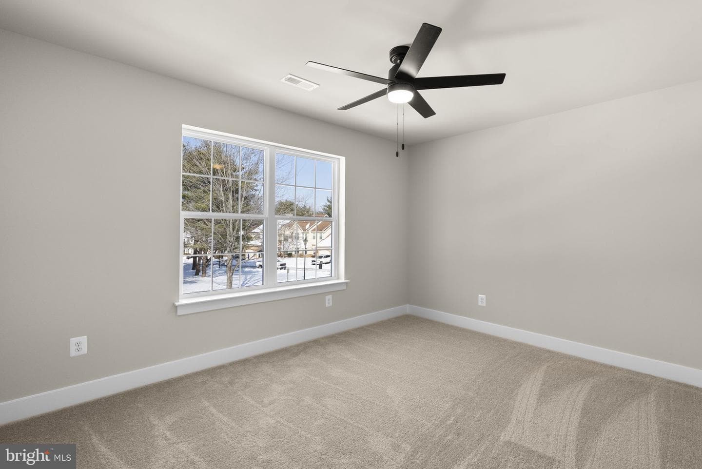 16203 Pennsbury Drive photo 29