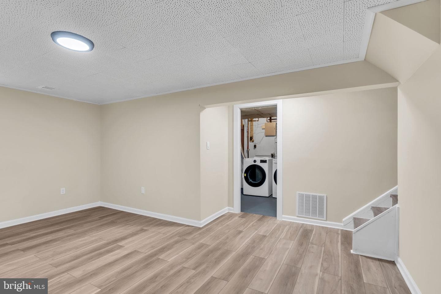 7536 Abbington Drive photo 22