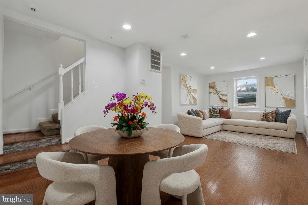 1113 Jansen Avenue photo 10