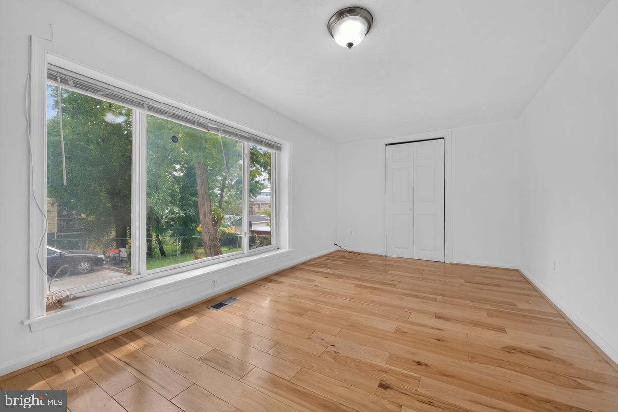 1113 Jansen Avenue photo 19