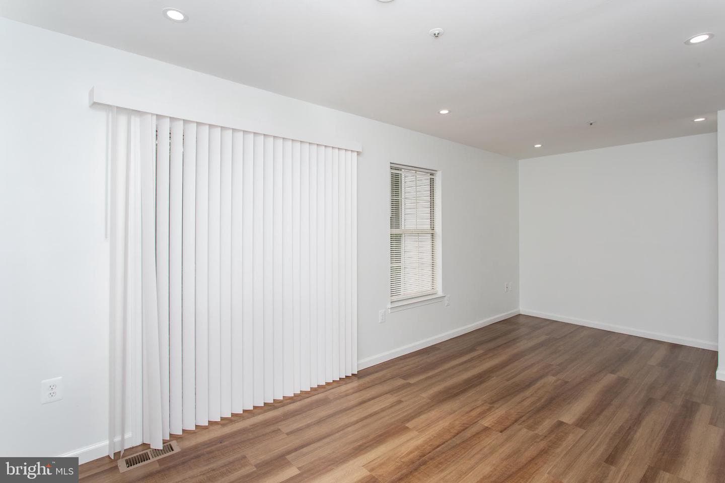 12414 Old Colony Drive photo 5