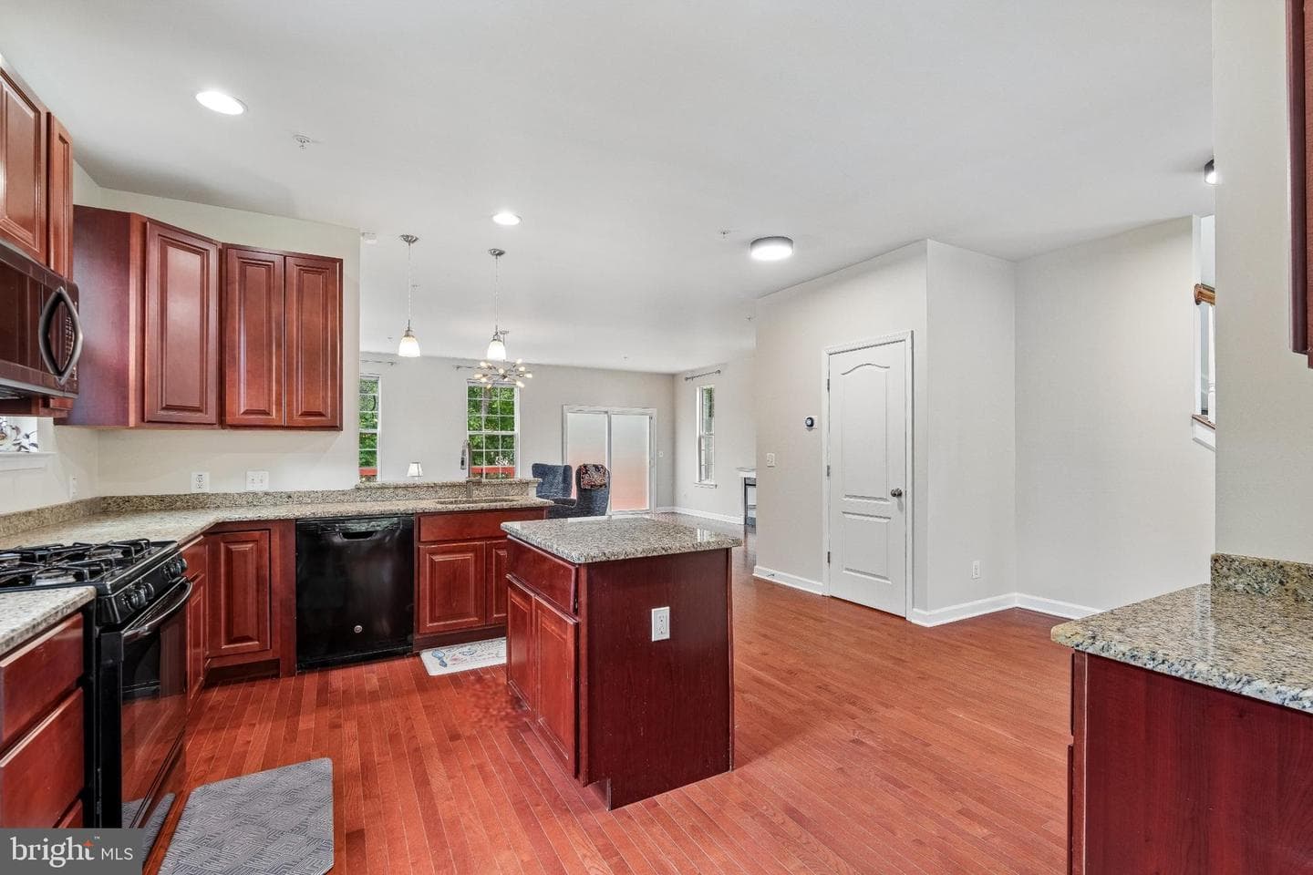 3602 Taylor Street photo 6